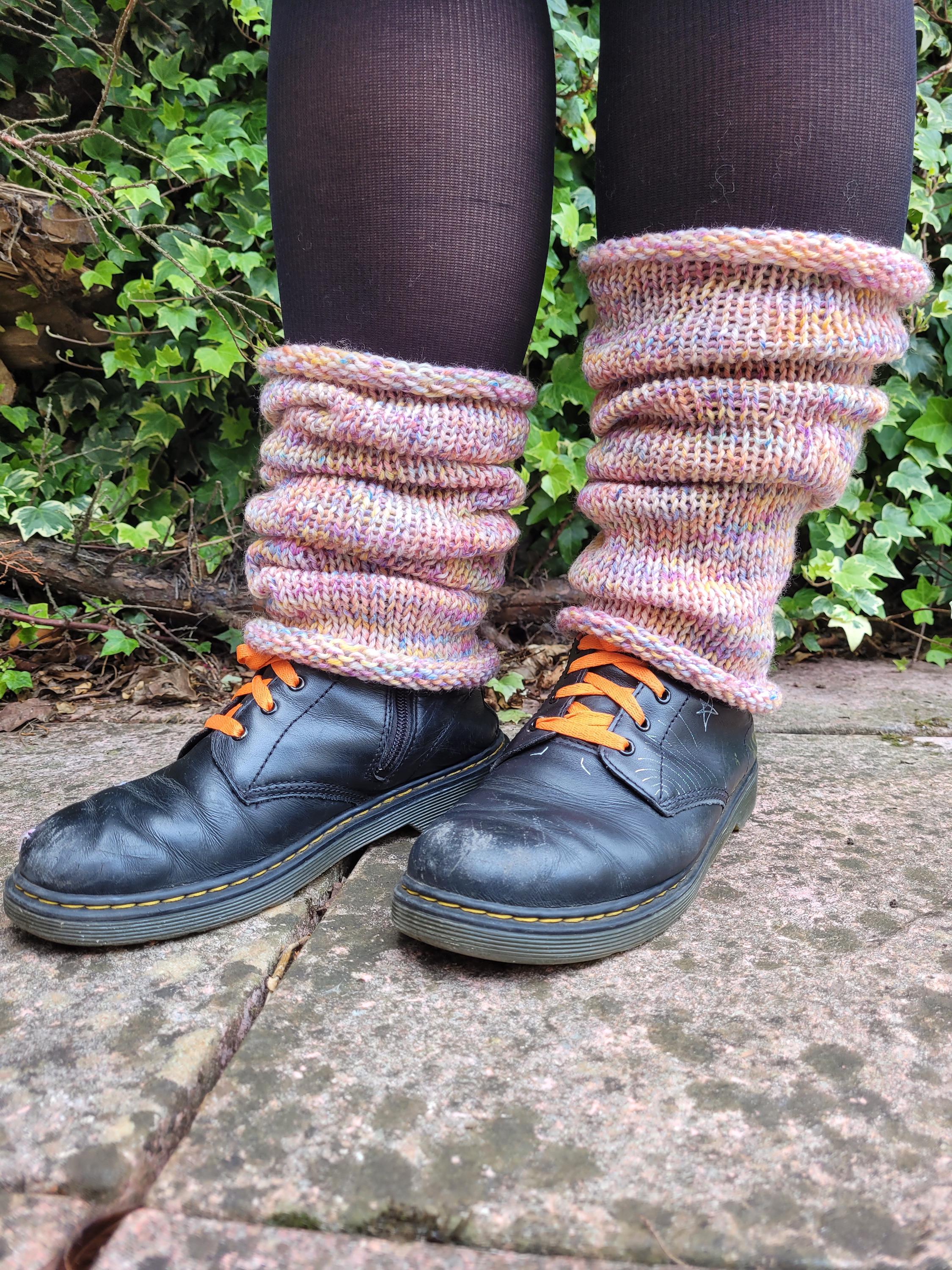 handmade leg warmers,  woolen,  warm and breathable,  in pastel rainbow colours