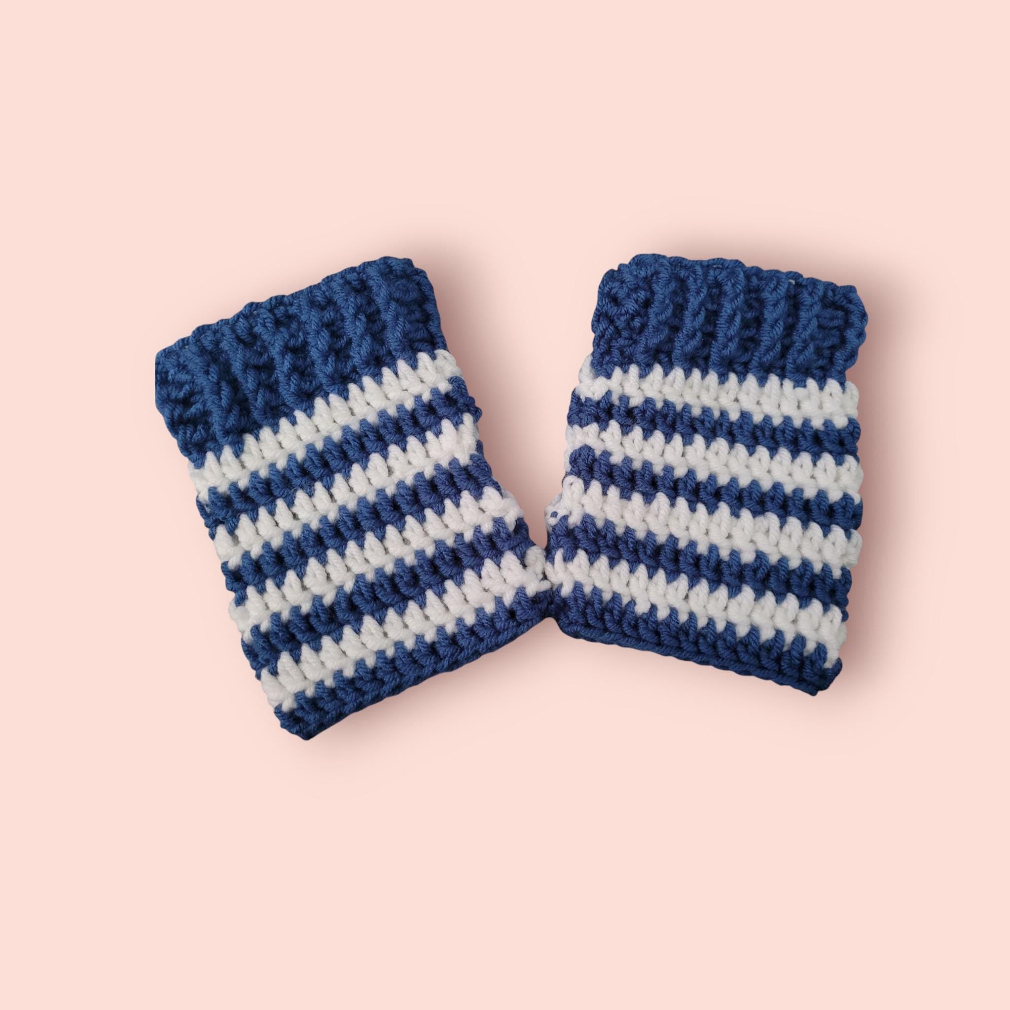 leg warmers and hand warmers set,  blue and white, acrylic