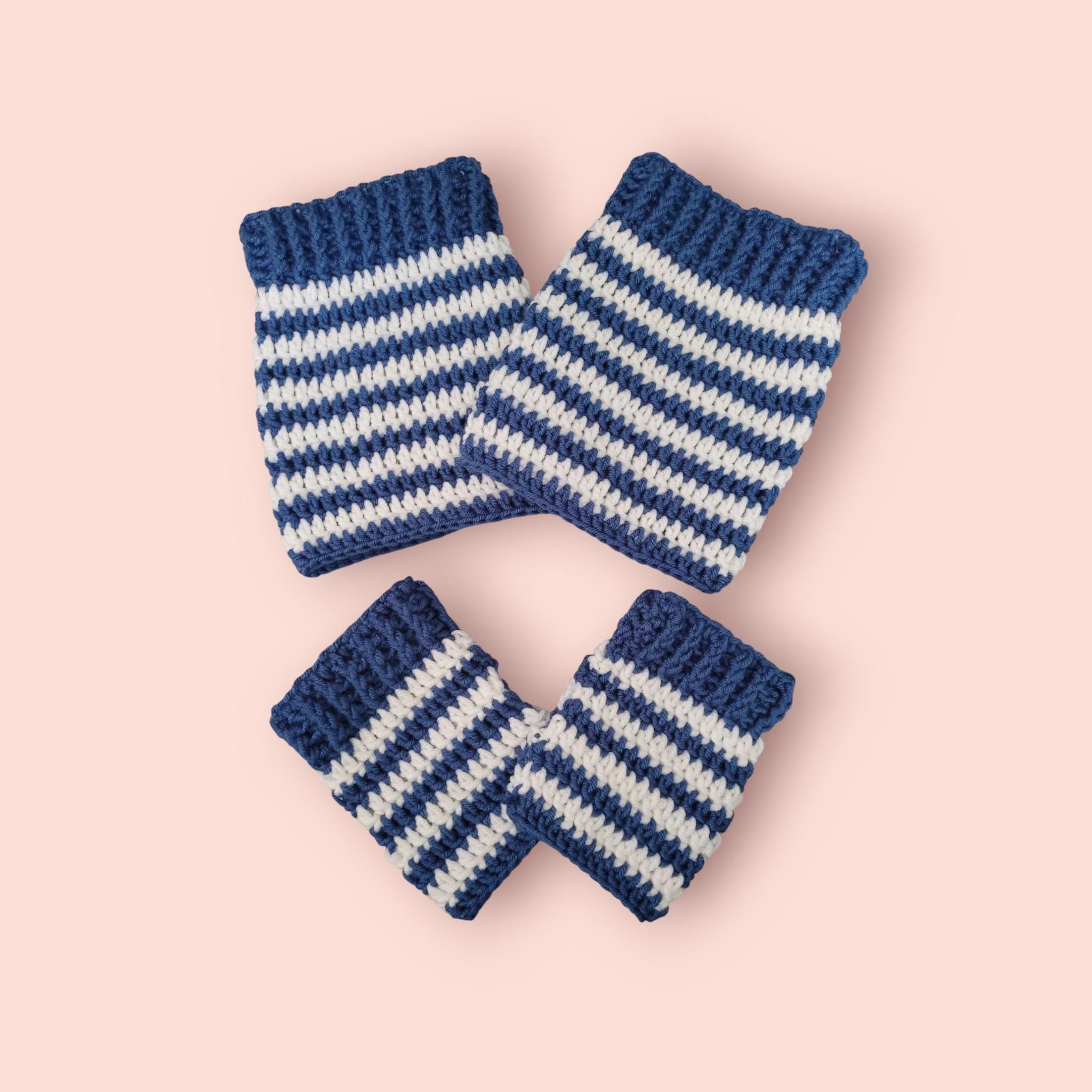 leg warmers and hand warmers set,  blue and white, acrylic