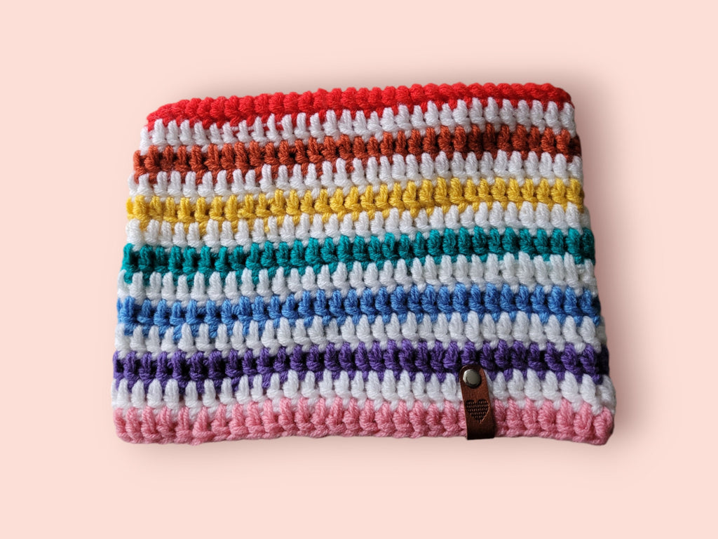 cat beanie hat white / rainbow